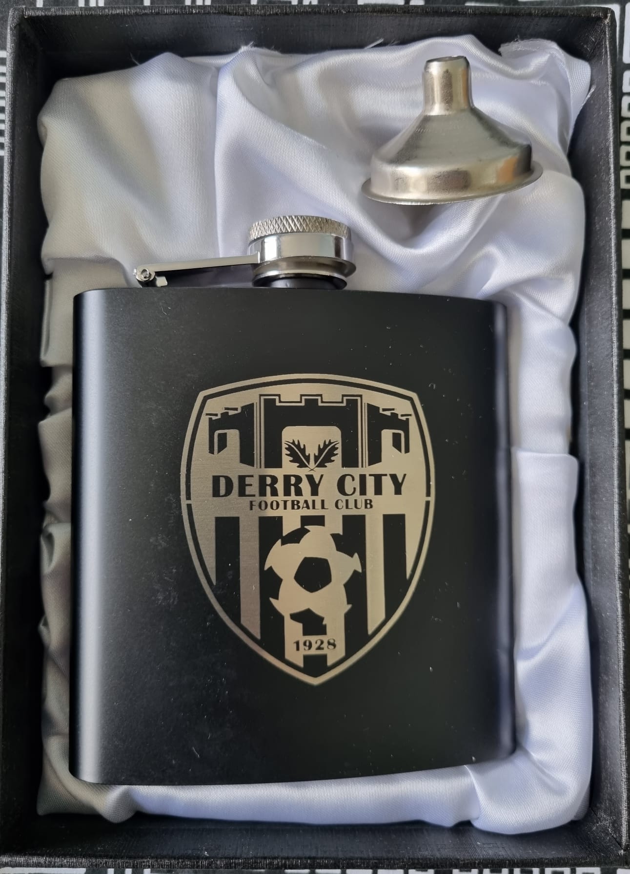 Hip Flask With Gift Box